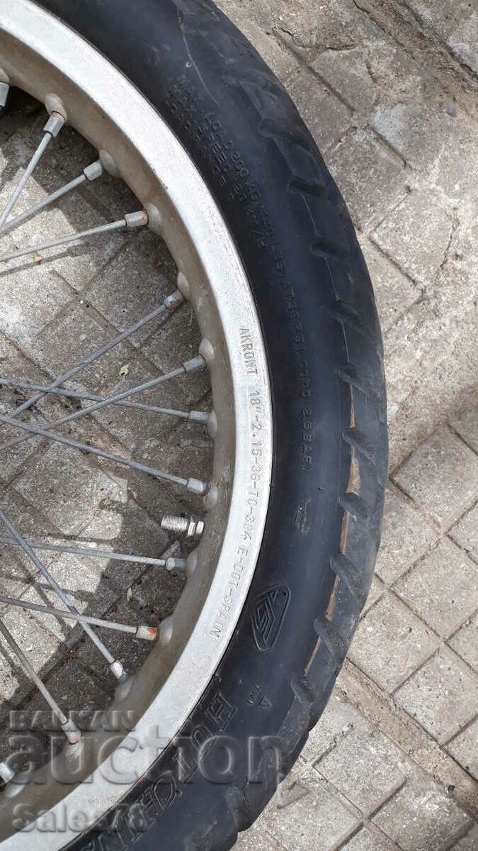 Capla with rubber enduro bike with price 50.00 BGN | € 25.56 Capla with rubber enduro bike with price 50.00 BGN | € 25.56