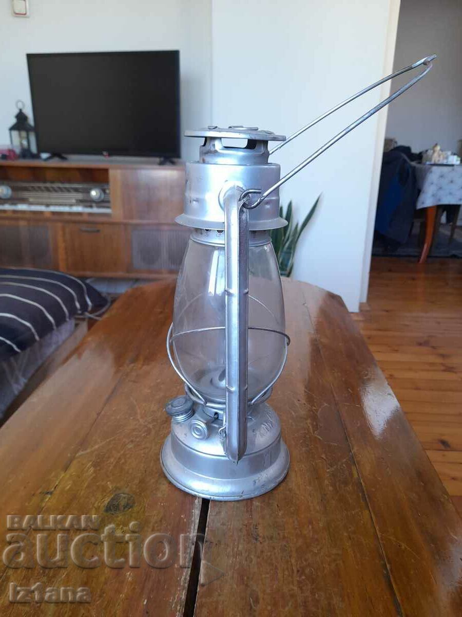 Auction Old Globus gas lantern Auction Old Globus gas lantern