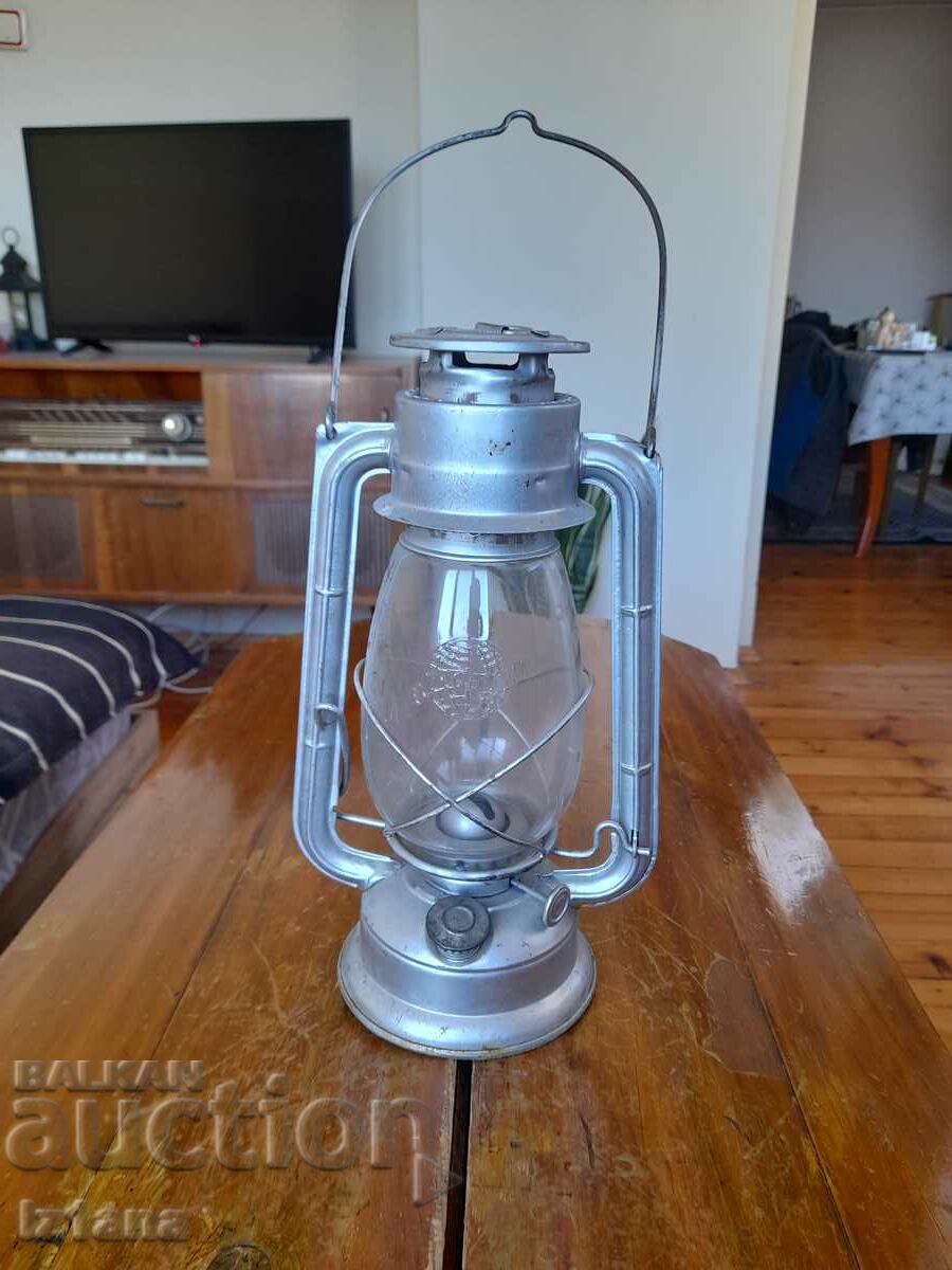 Old Globus gas lantern