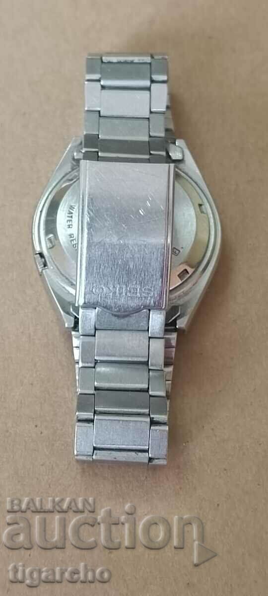 Seiko5 watch with price 100.00 BGN | € 51.13 Seiko5 watch with price 100.00 BGN | € 51.13