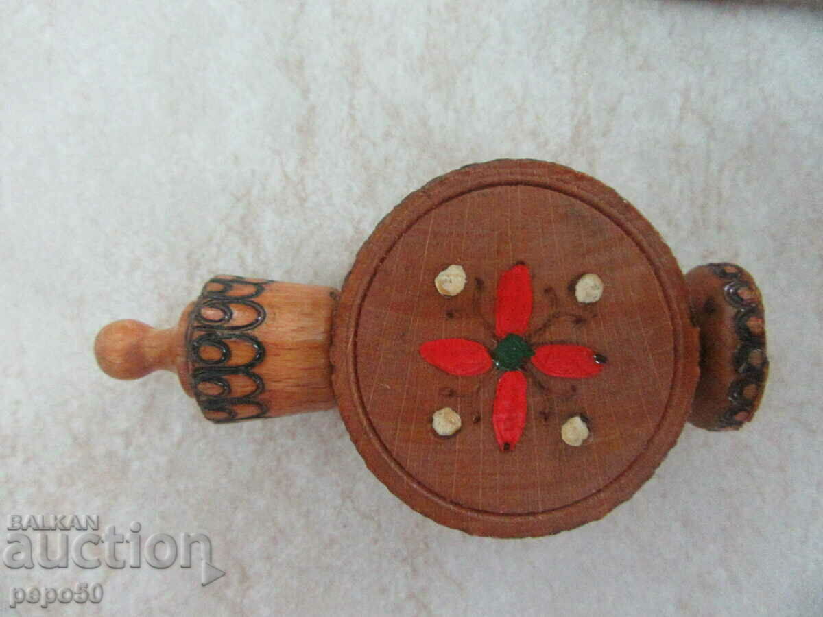 PYROGRAPHED ROSE OIL MUSCLE BUCKLE with price 5.00 BGN | € 2.56