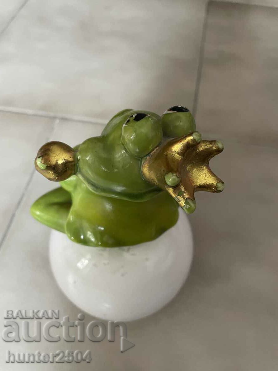 The frog prince-18 cm, porcelain with price 24.95 BGN | € 12.76 The frog prince-18 cm, porcelain with price 24.95 BGN | € 12.76