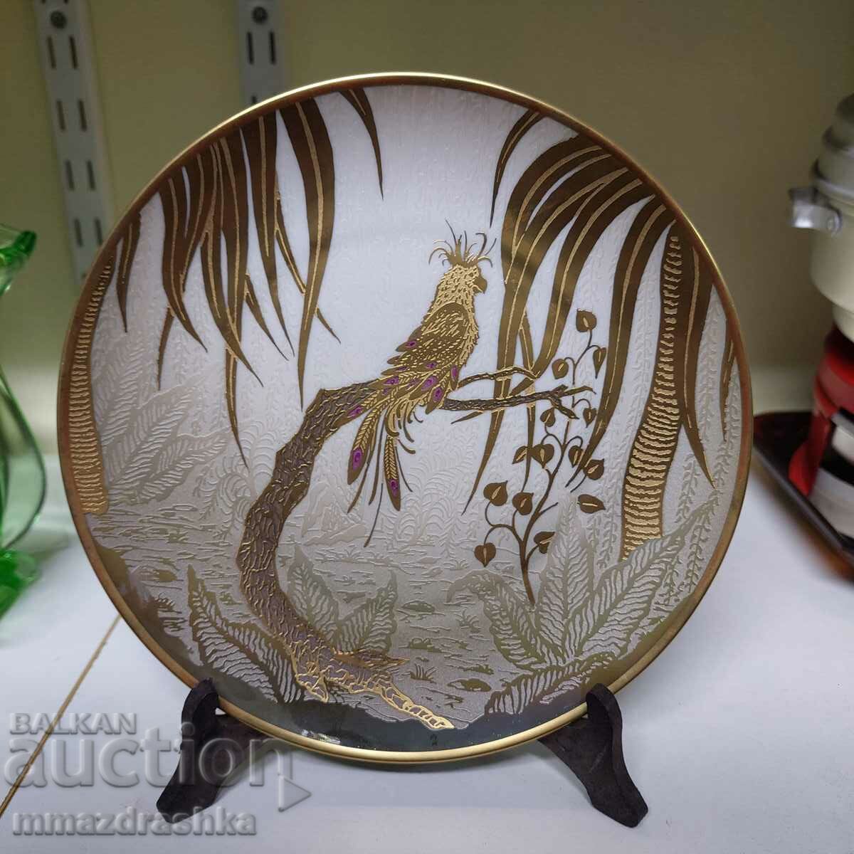 Plate painted with 24 carat gold