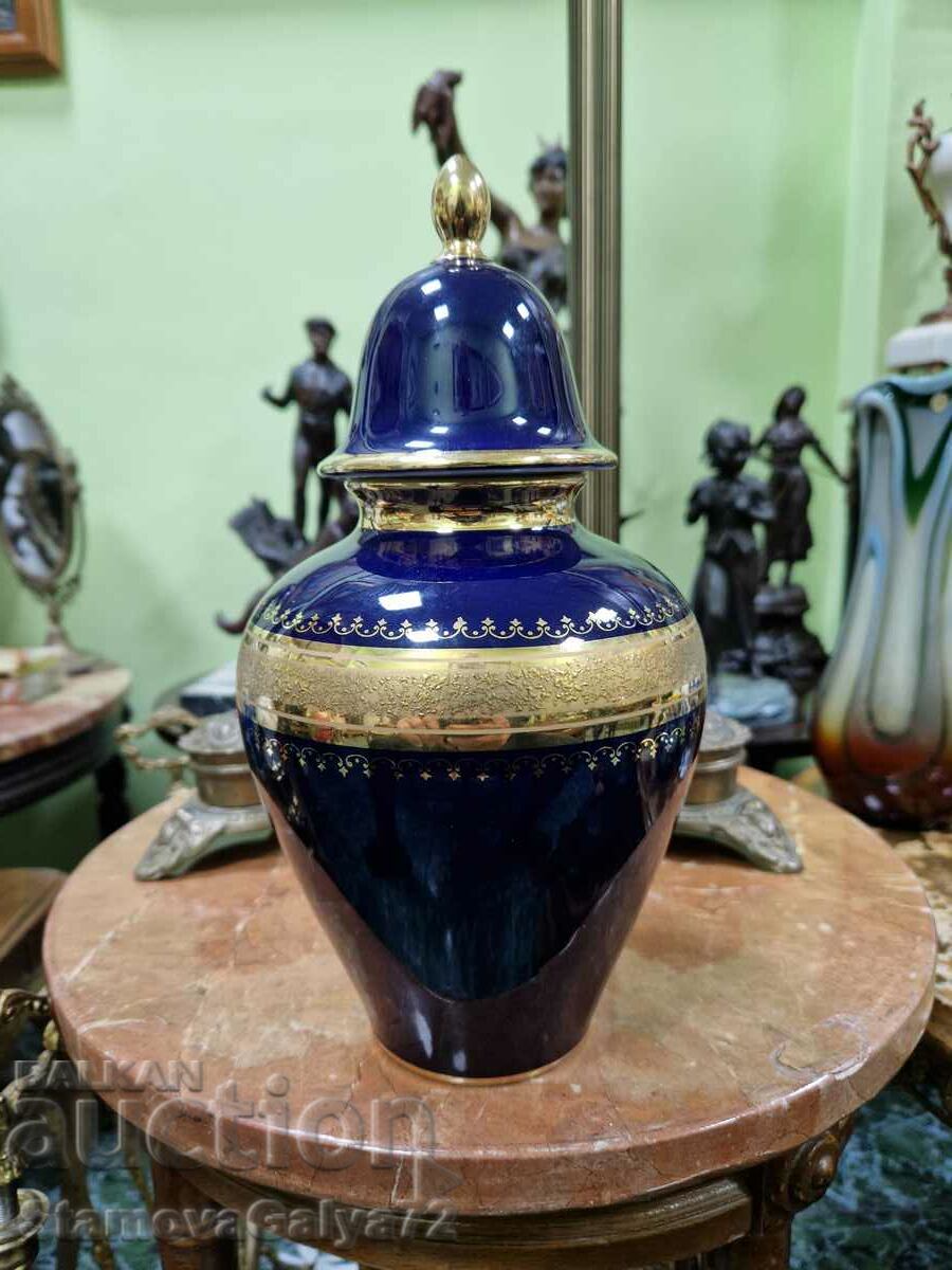 Уникална антикварна колекционерска ваза