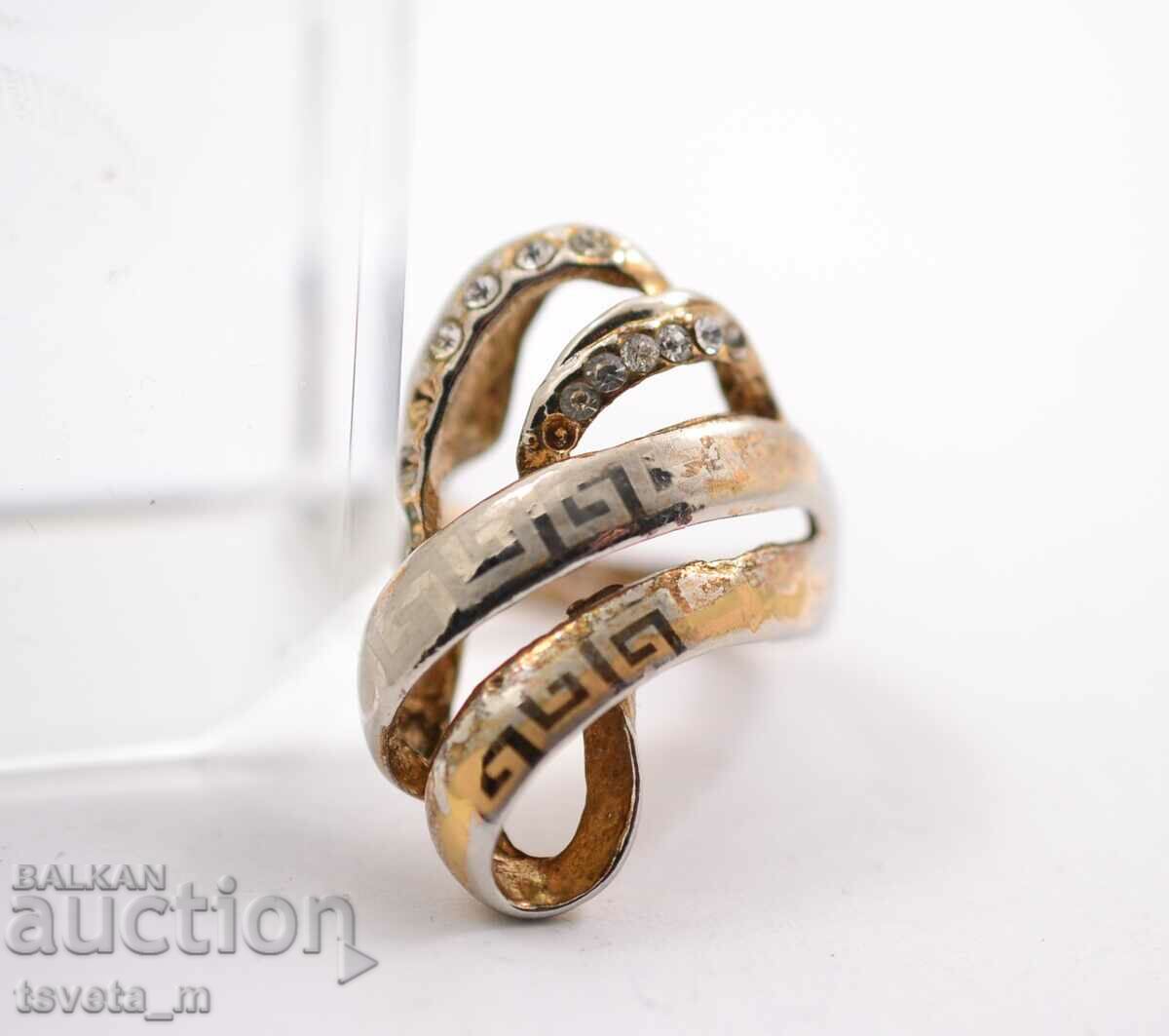 Auction Ladies ring Auction Ladies ring