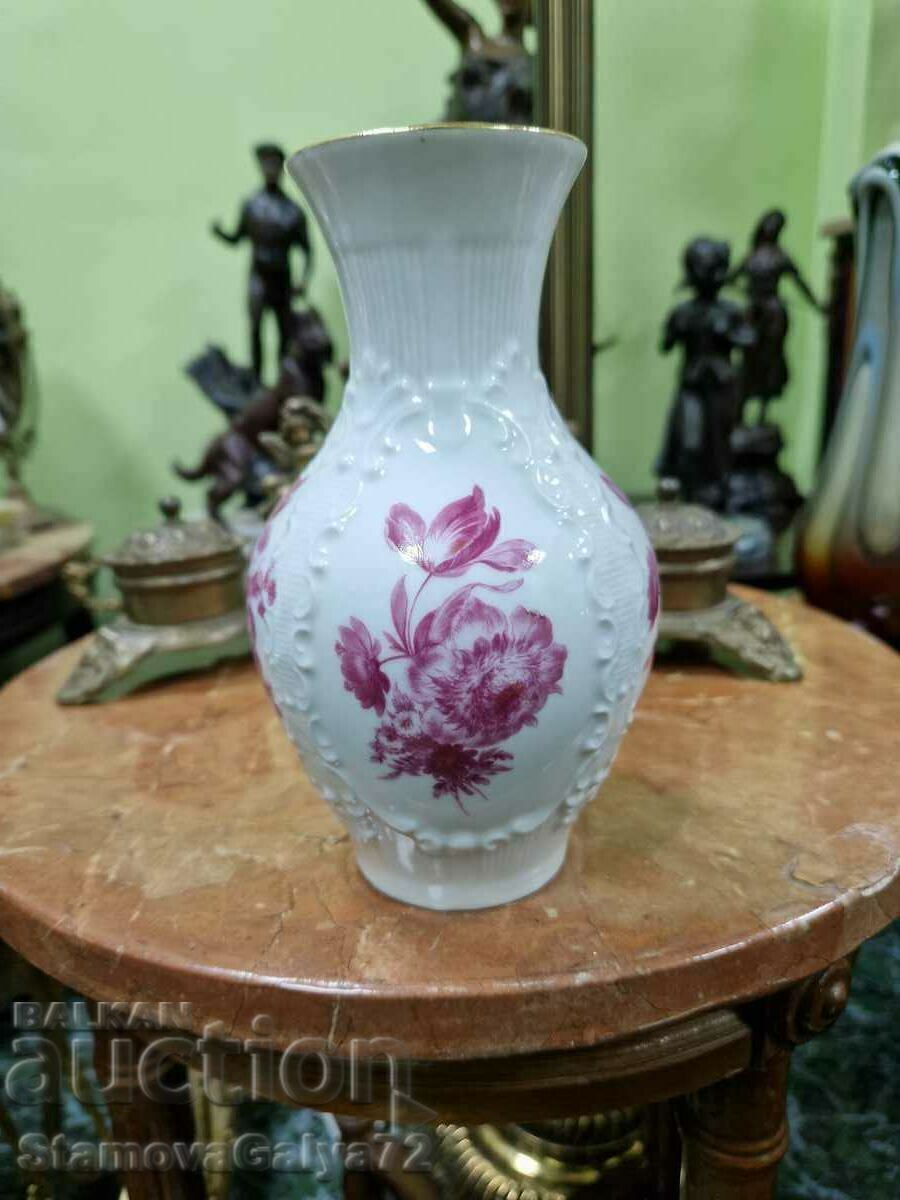 A wonderful antique Royal KPM porcelain vase with price 133.00 BGN | € 68.00 A wonderful antique Royal KPM porcelain vase with price 133.00 BGN | € 68.00