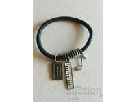 Women's Vintage Leather Retro Bracelet with Metal Mu...