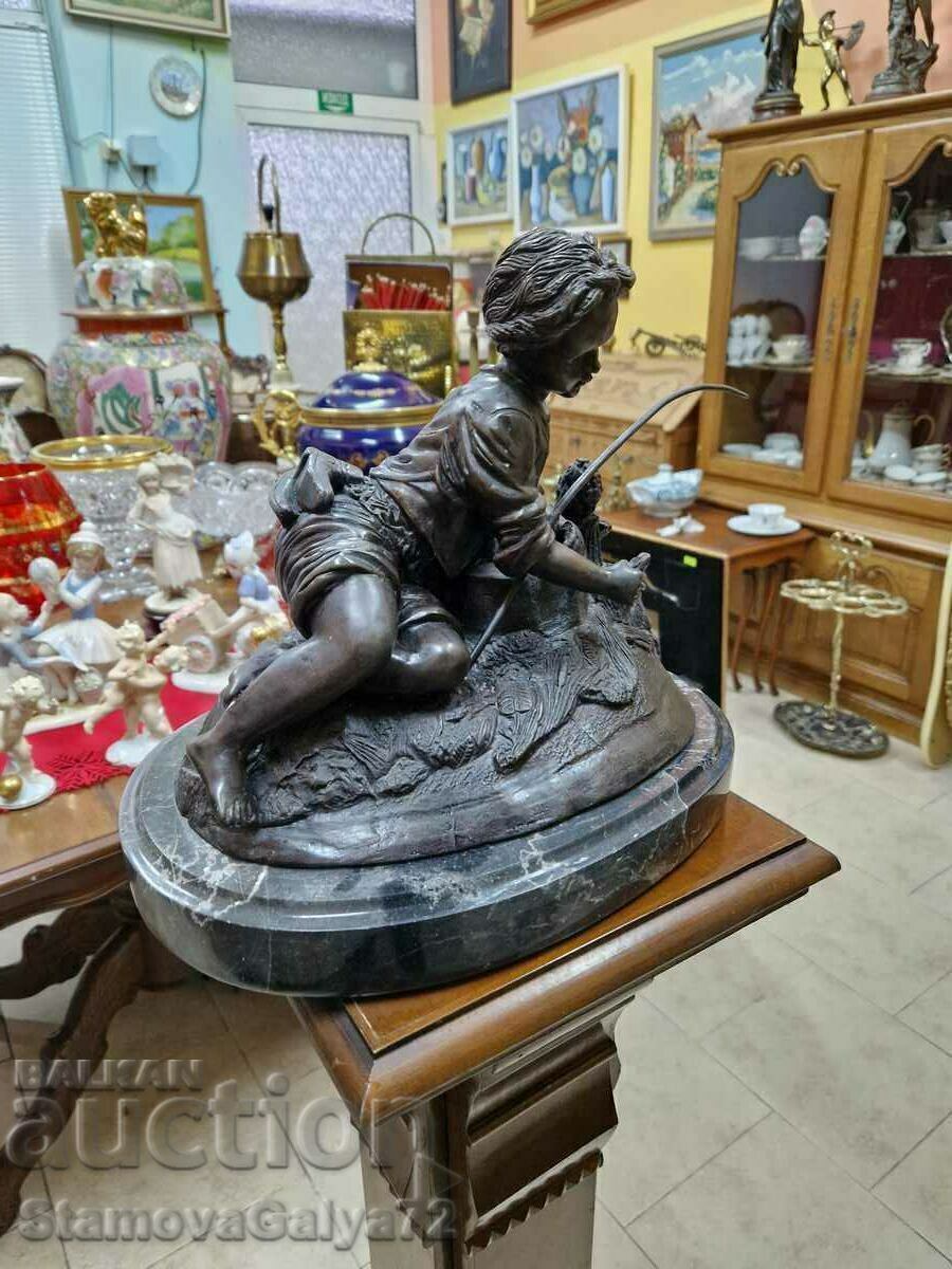 Страхотна антикварна френска бронзова фигура с цена 1477.00 лв. | € 755.18 Страхотна антикварна френска бронзова фигура с цена 1477.00 лв. | € 755.18