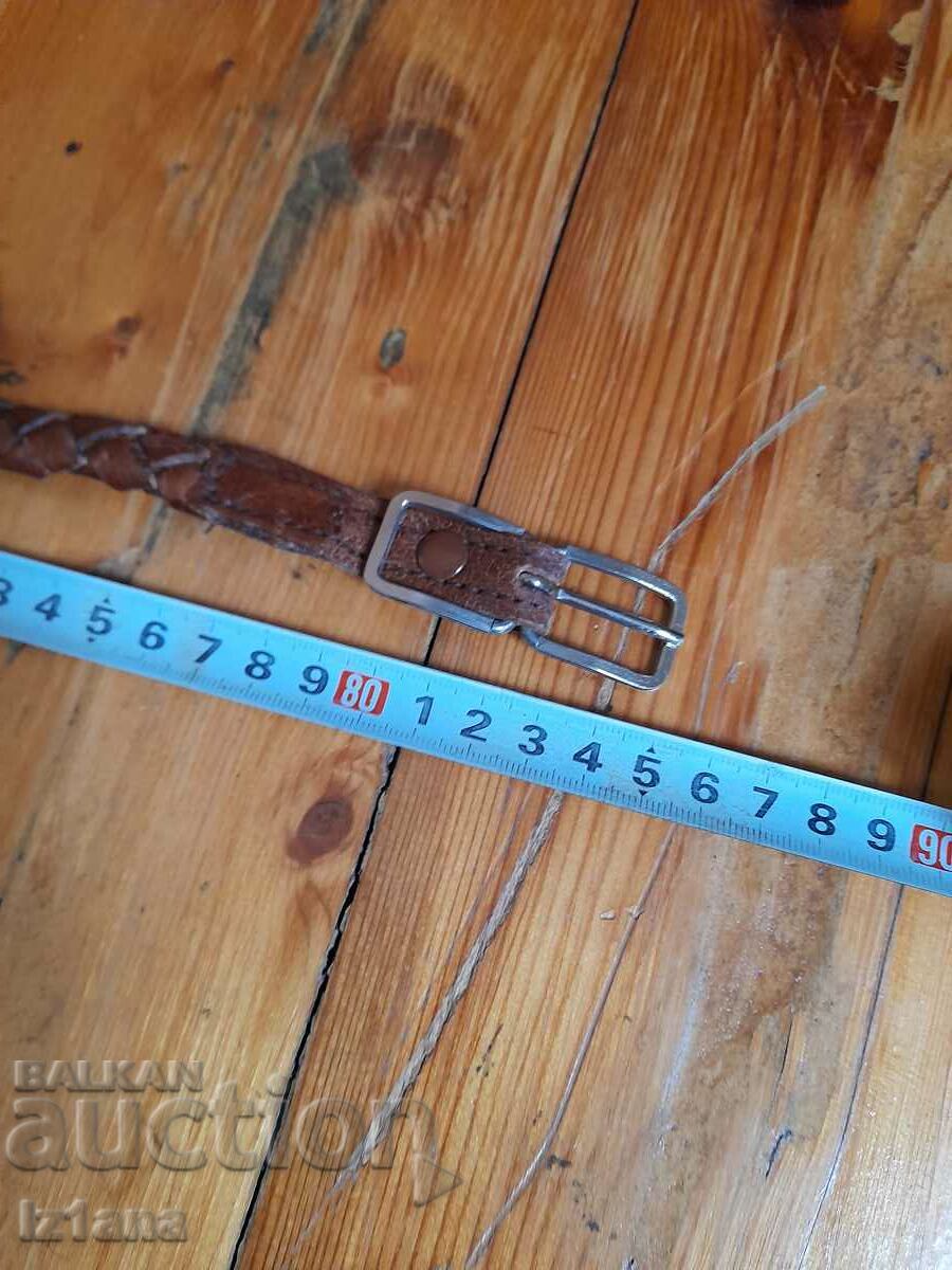 Cureaua de piele pentru femei in varsta - 5 Cureaua de piele pentru femei in varsta - 5