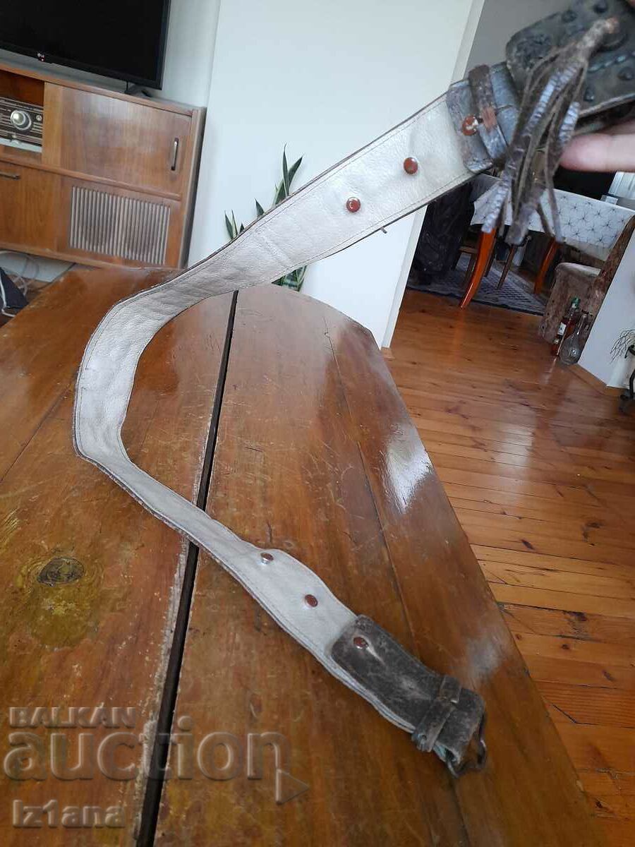 Cureaua de piele pentru femei in varsta - 5