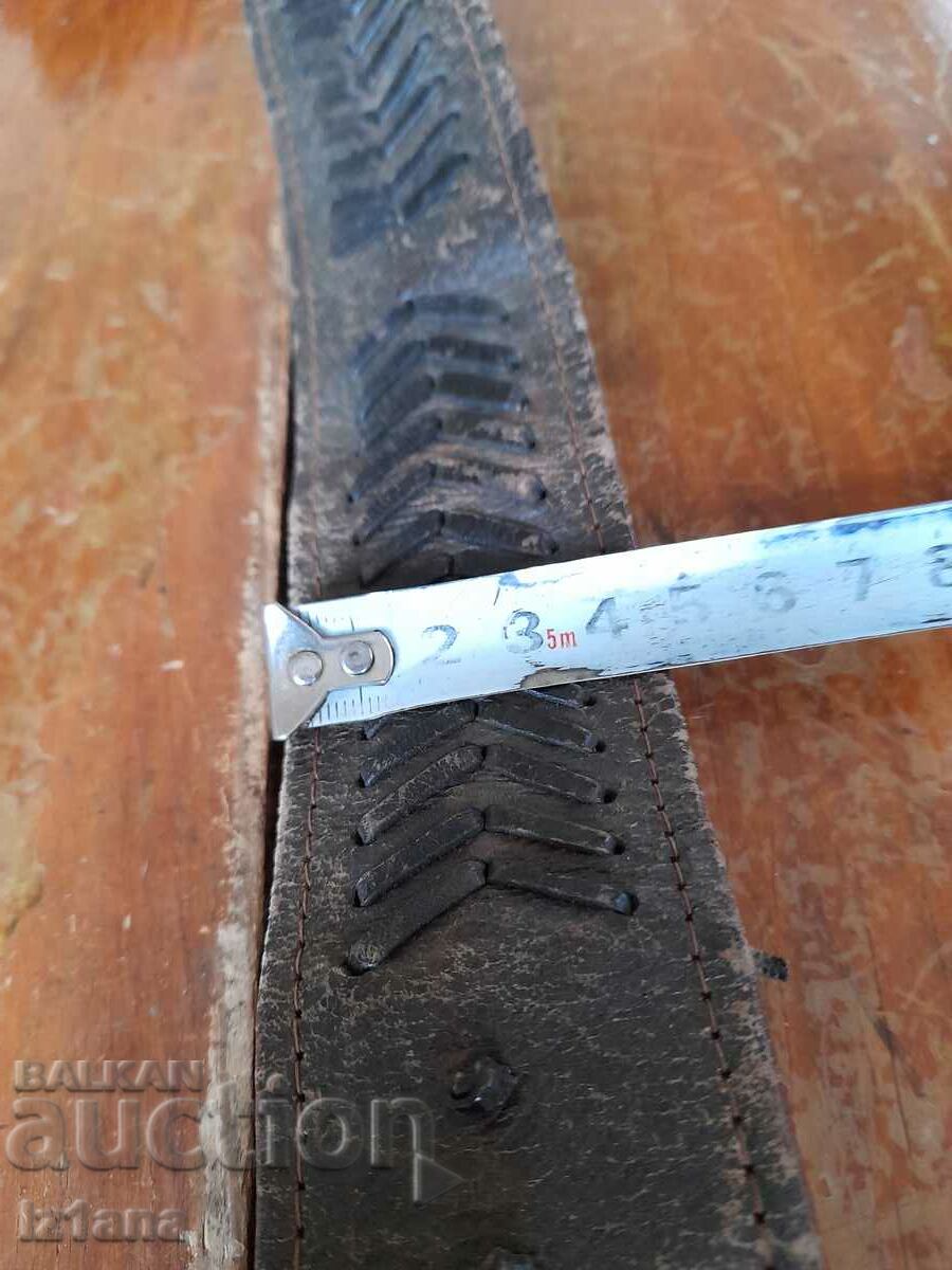 Cureaua de piele pentru femei in varsta - 6