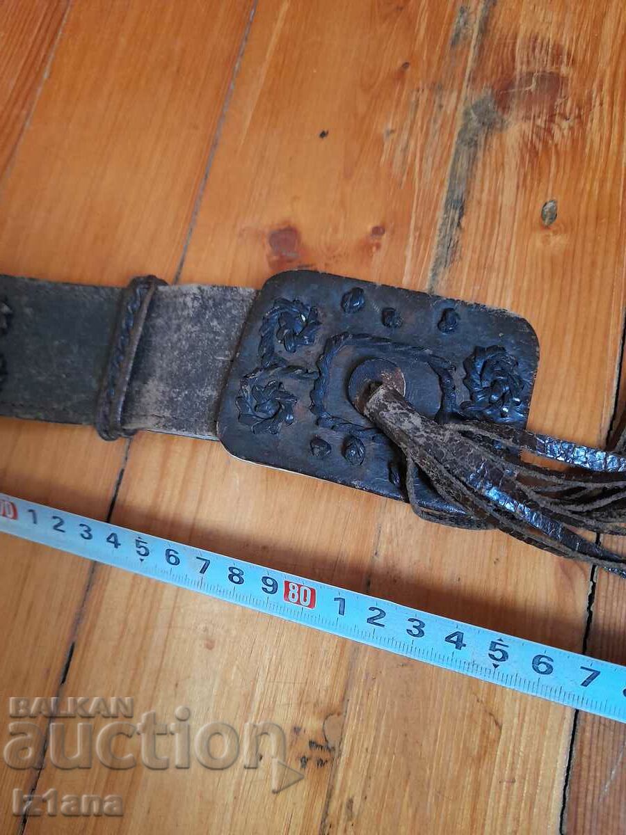 Cureaua de piele pentru femei in varsta - 7