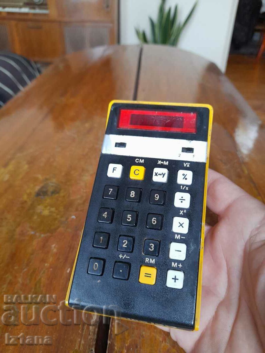 Old Elka 130 calculator with price 37.00 BGN | € 18.92 Old Elka 130 calculator with price 37.00 BGN | € 18.92