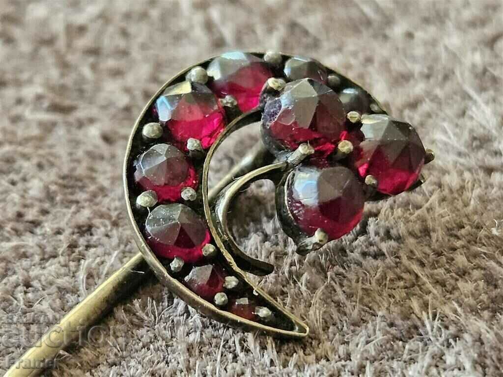 Auction Pin Brooch Ottoman with Hand polished garnets 19th century Auction Pin Brooch Ottoman with Hand polished garnets 19th century