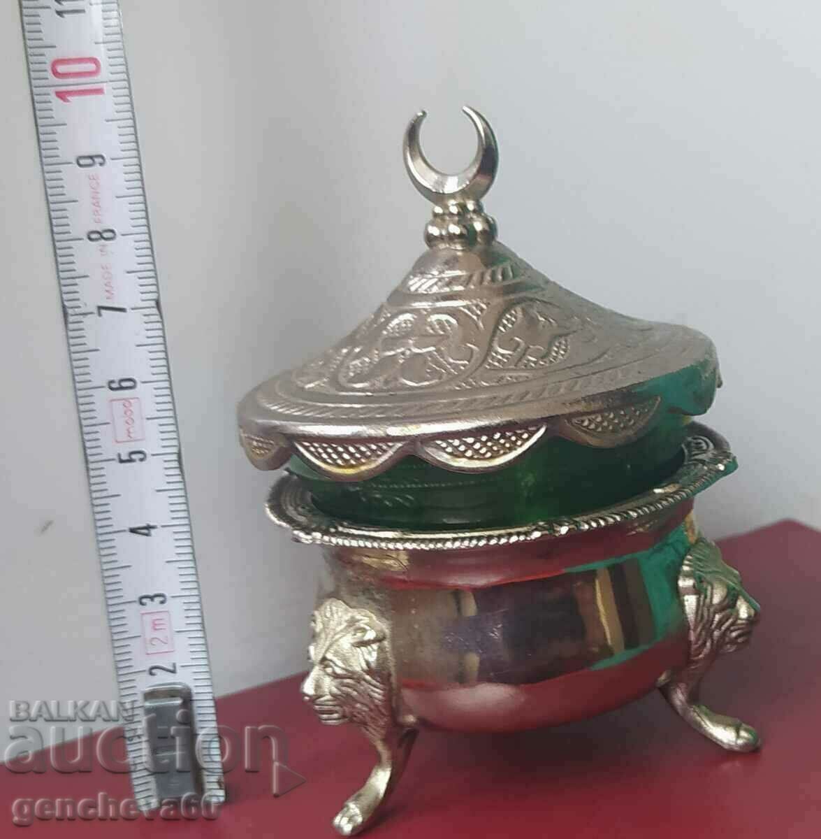 Old three-piece lion-head vessel - 7 Old three-piece lion-head vessel - 7