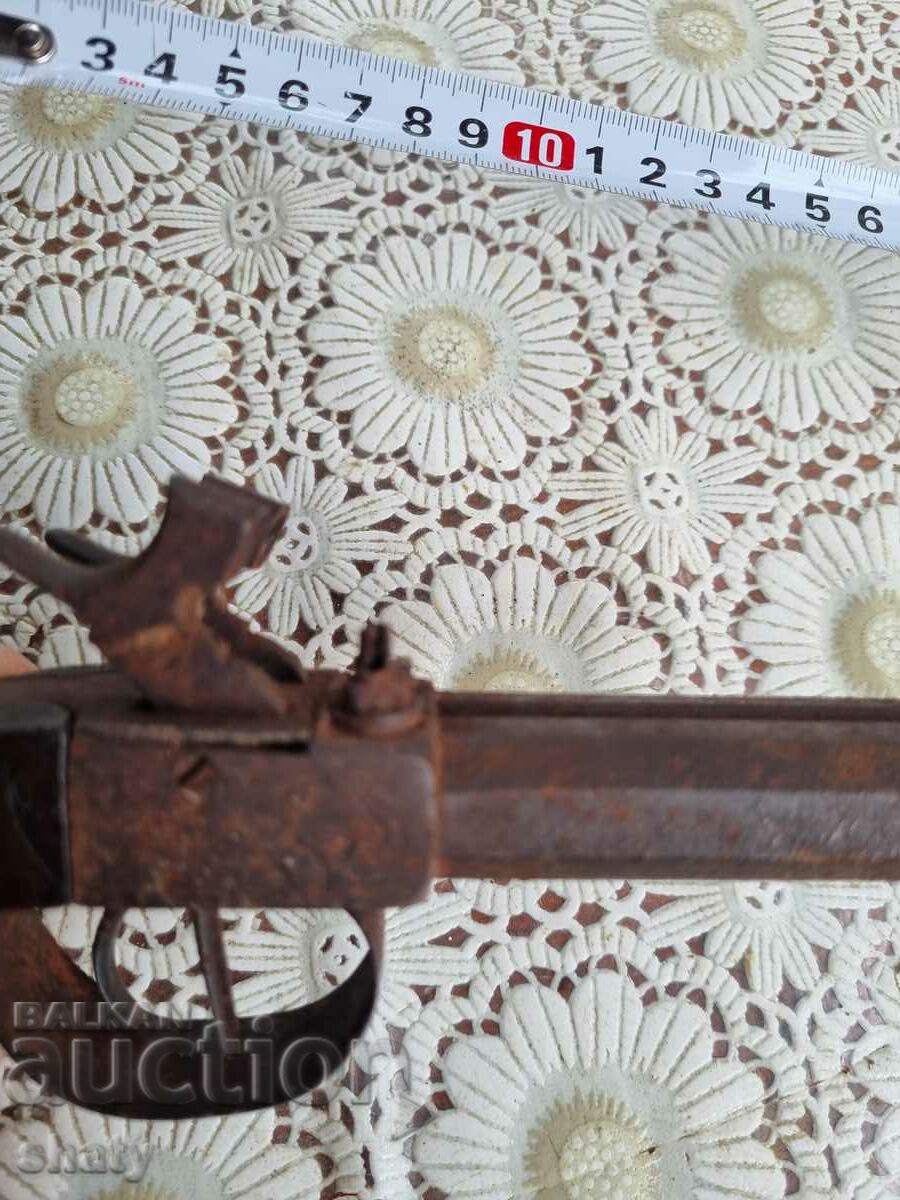 Delivery of An old gun