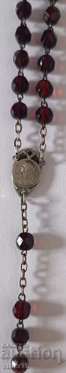 Auction  Old rosary with garnet stones