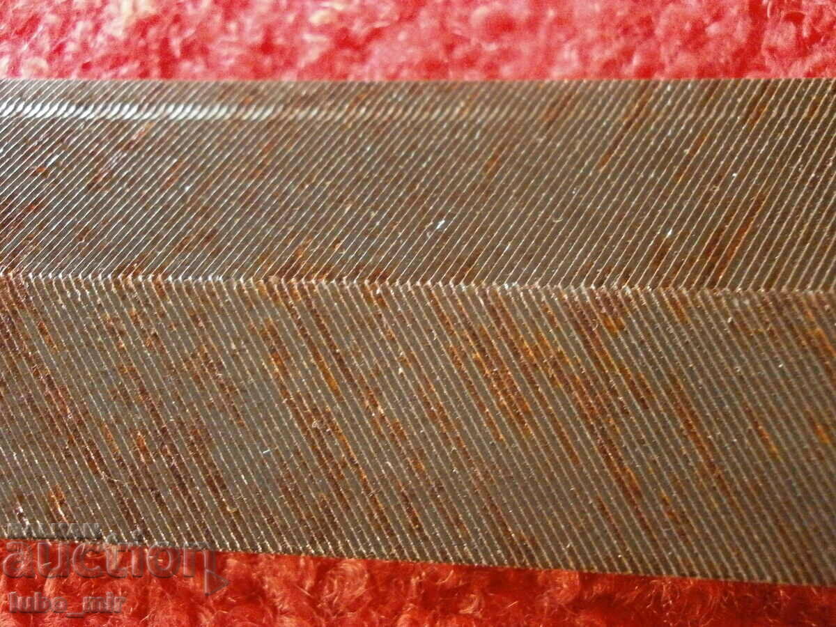 Delivery of OLD GERMAN METAL FILE - BEVEL Delivery of OLD GERMAN METAL FILE - BEVEL