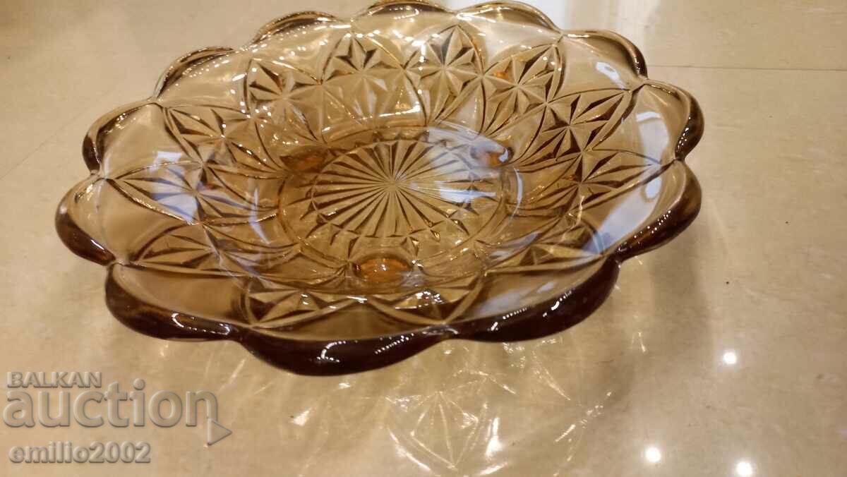 Glass fruit bowl retro soc with price 9.00 BGN | € 4.60