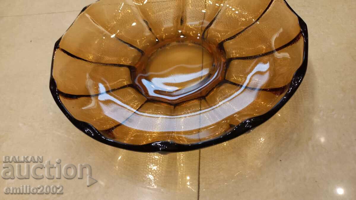 Glass fruit bowl retro soc with price 9.00 BGN | € 4.60 Glass fruit bowl retro soc with price 9.00 BGN | € 4.60