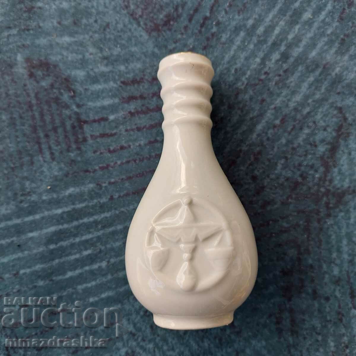 ISIS porcelain vase