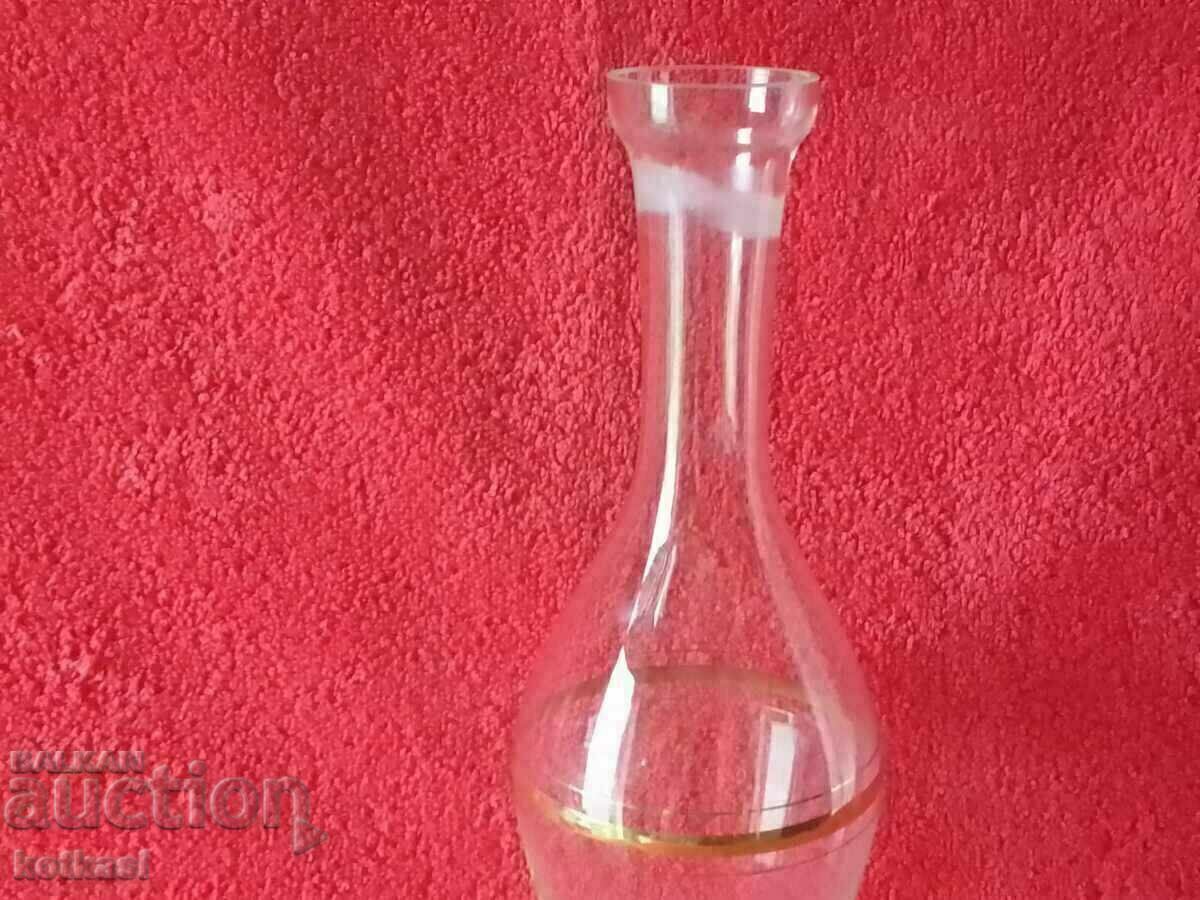 Licitație Urcior din sticla veche Carafa margini aurii aurite