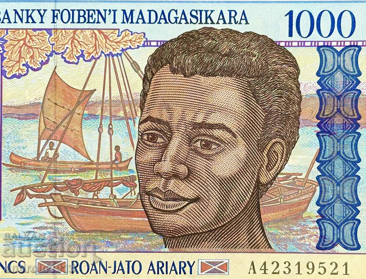 Delivery of MADAGASCAR - 1000 FRANC 1994, P-76a, UNC Delivery of MADAGASCAR - 1000 FRANC 1994, P-76a, UNC
