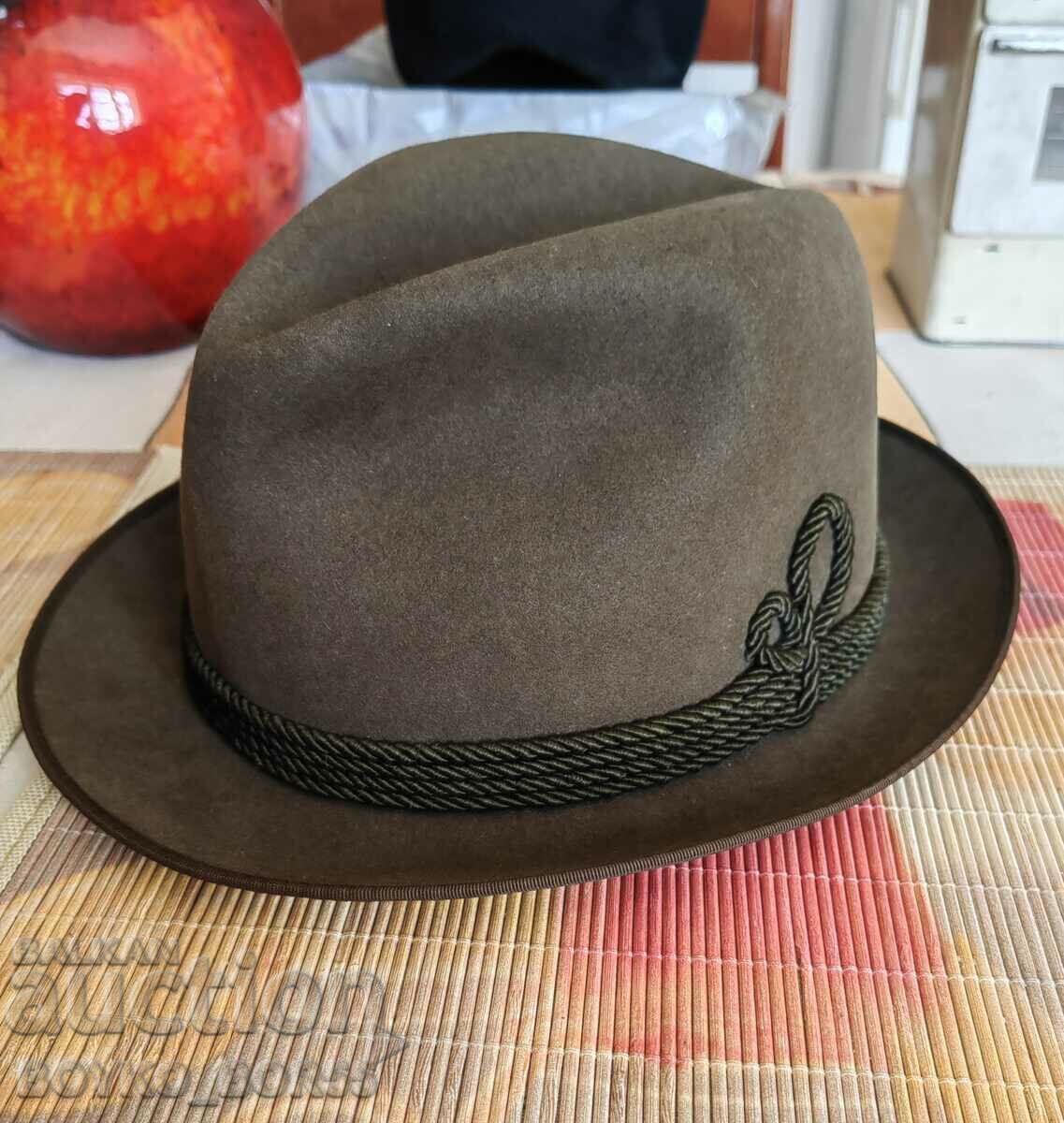 Vintage Luxury German Felt Bombe Walker Hat