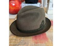 Vintage Luxury German Felt Bombe Walker Hat