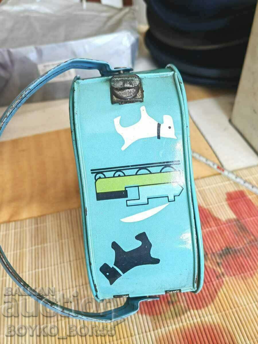 Παράδοση Μεγάλη τσάντα από λευκοσίδηρο Soc για παιδιά της δεκαετίας του 1950 Παράδοση Μεγάλη τσάντα από λευκοσίδηρο Soc για παιδιά της δεκαετίας του 1950