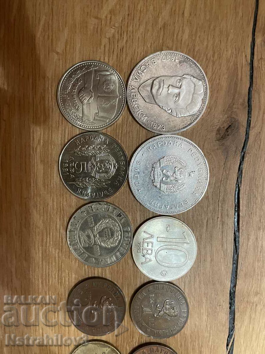 Πολλά νομίσματα