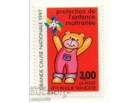1997. Франция. Защита на малтретирани деца.