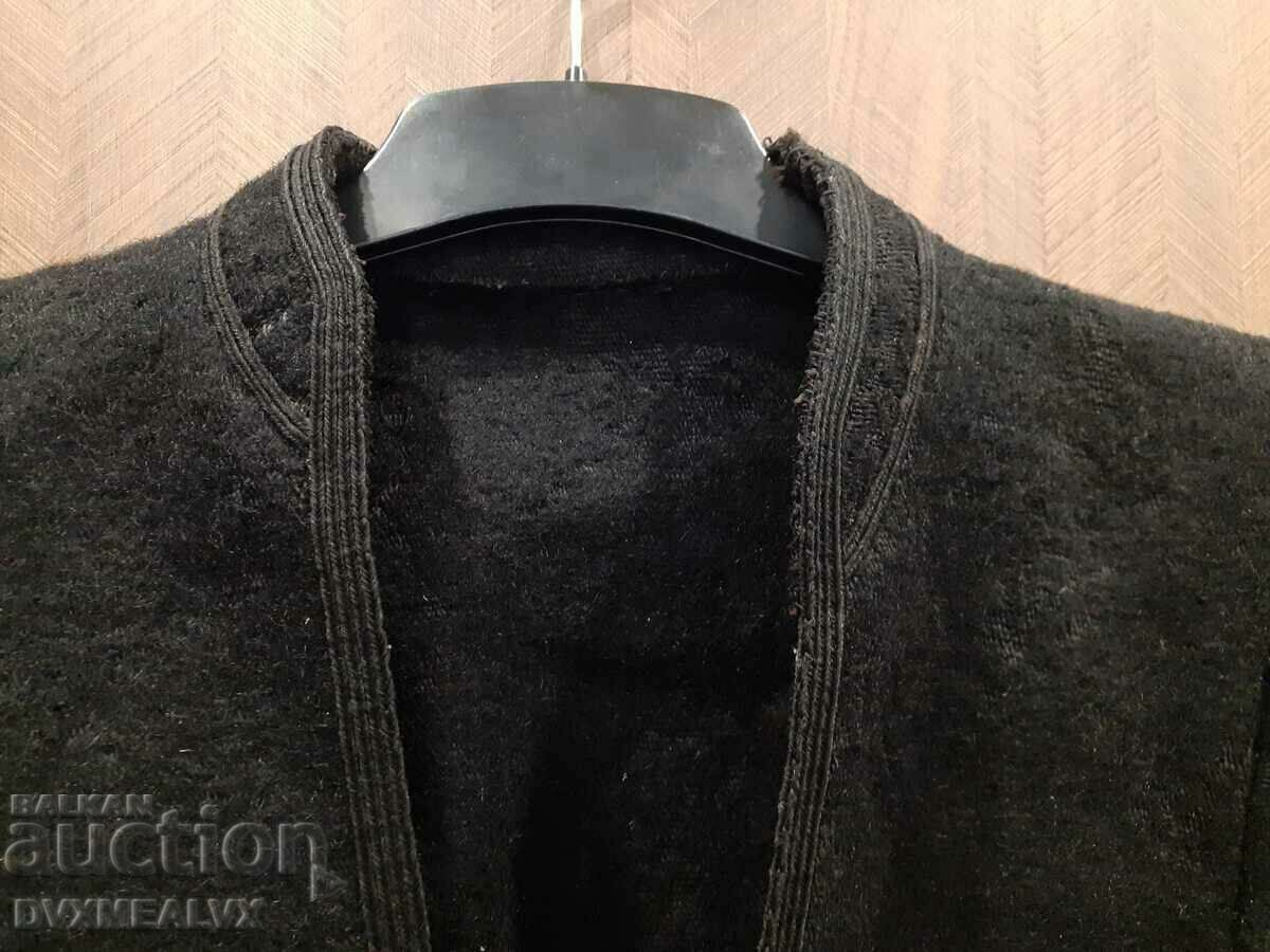 Livrarea Anteria renascentista pentru barbati, costum, din shayak cu corzi Livrarea Anteria renascentista pentru barbati, costum, din shayak cu corzi