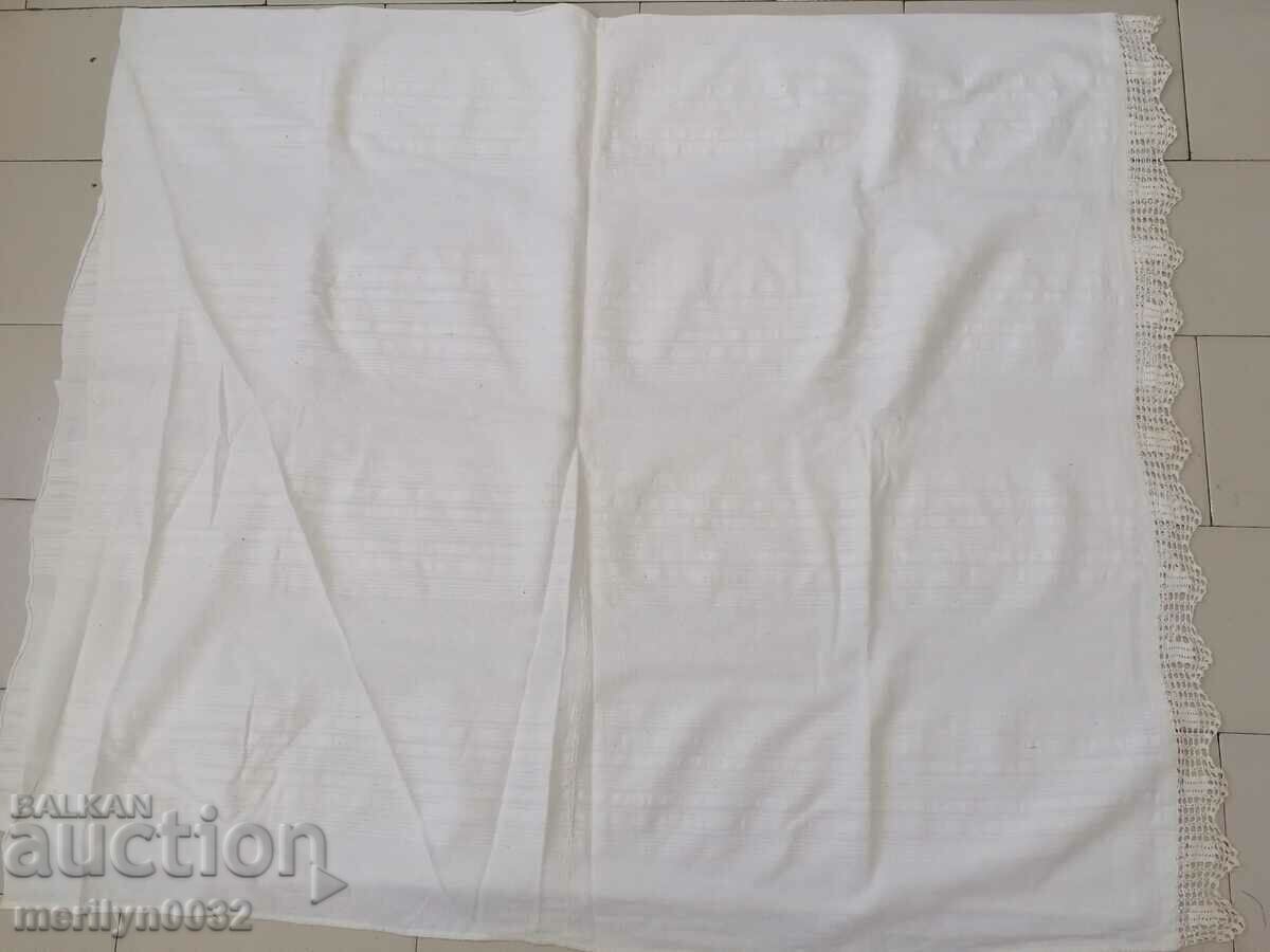 Vintage hand woven bed sheet with lace border with price 69.00 BGN | € 35.28