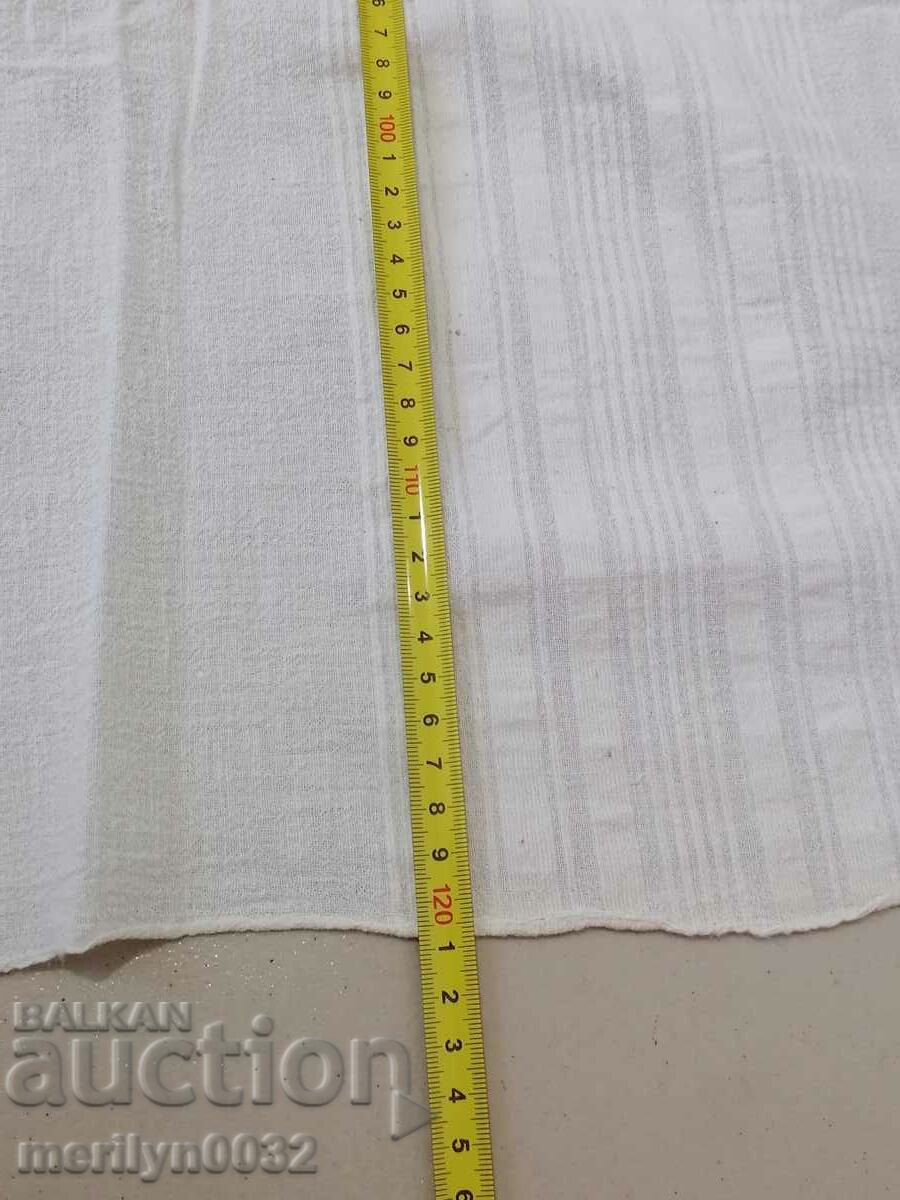 Auction  Vintage hand woven bed sheet with lace border