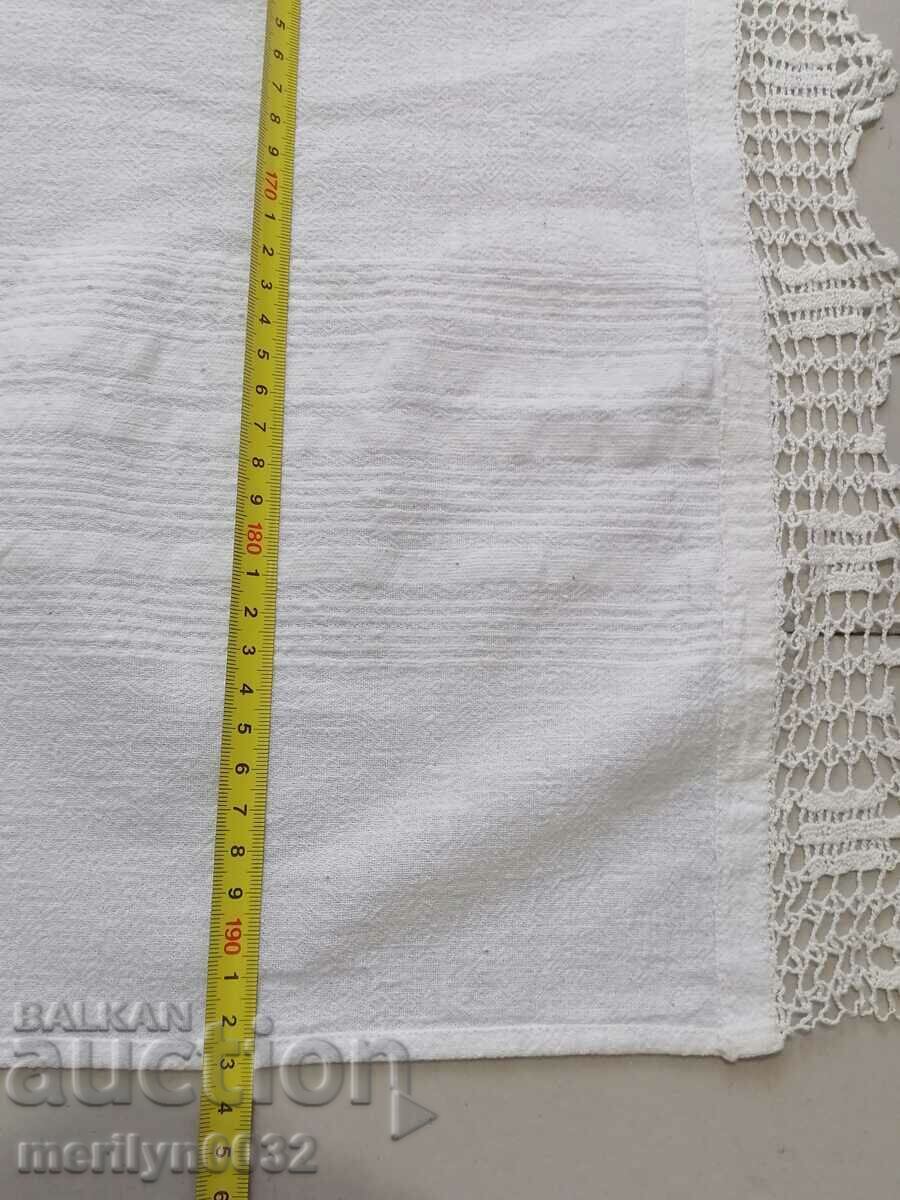Delivery of Vintage hand woven bed sheet with lace border