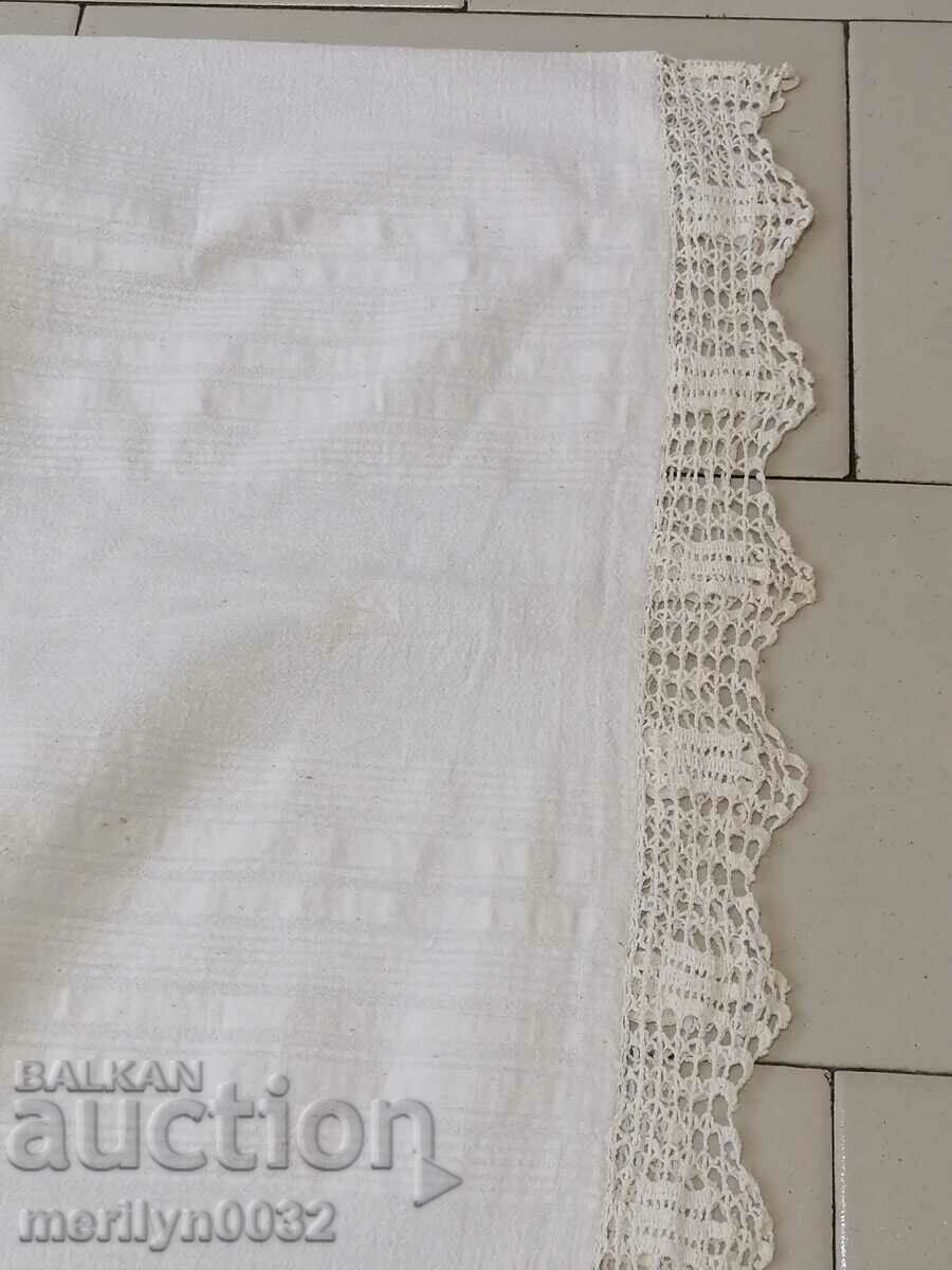 Vintage hand woven bed sheet with lace border - 7