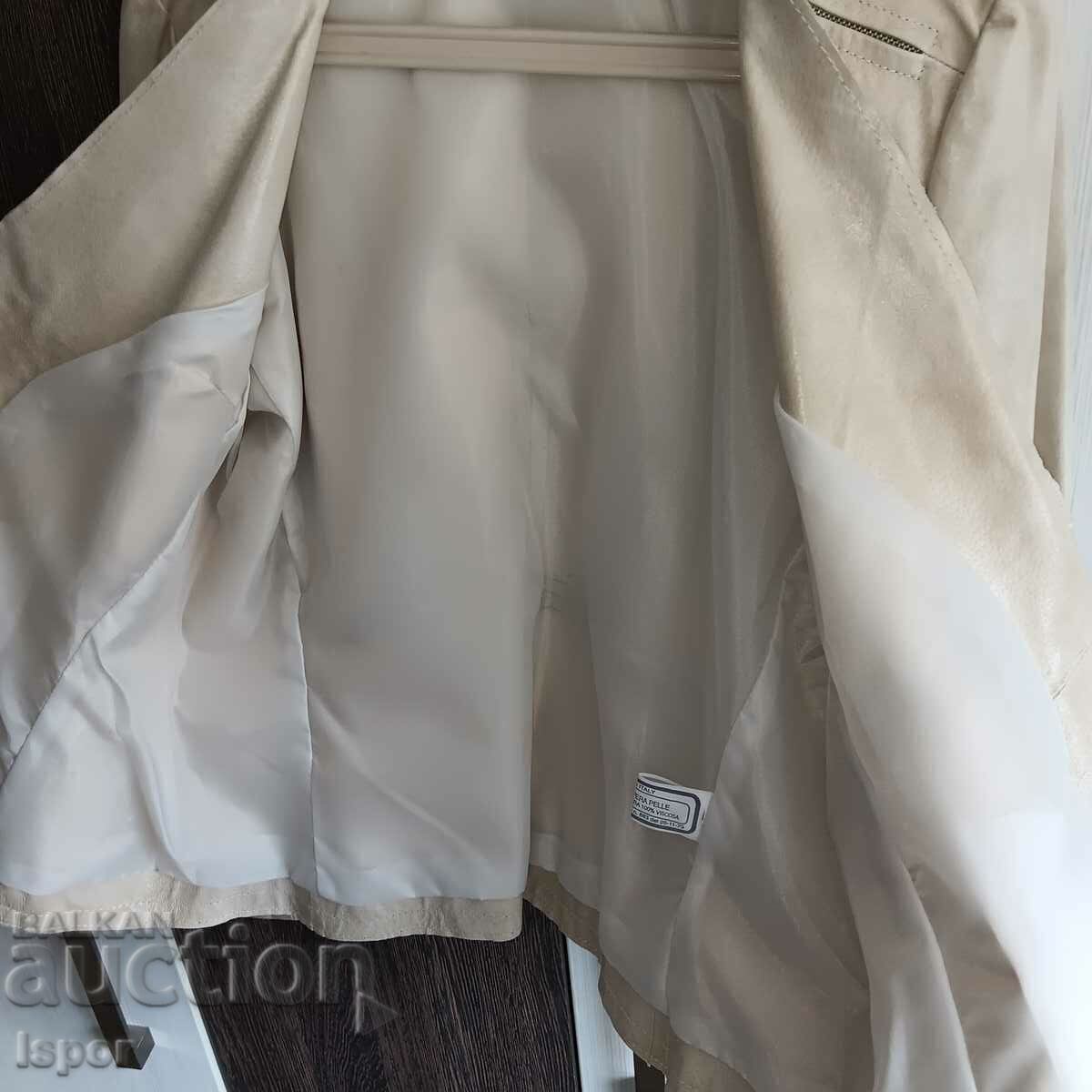 Delivery of Branded leather women's jacket Delivery of Branded leather women's jacket