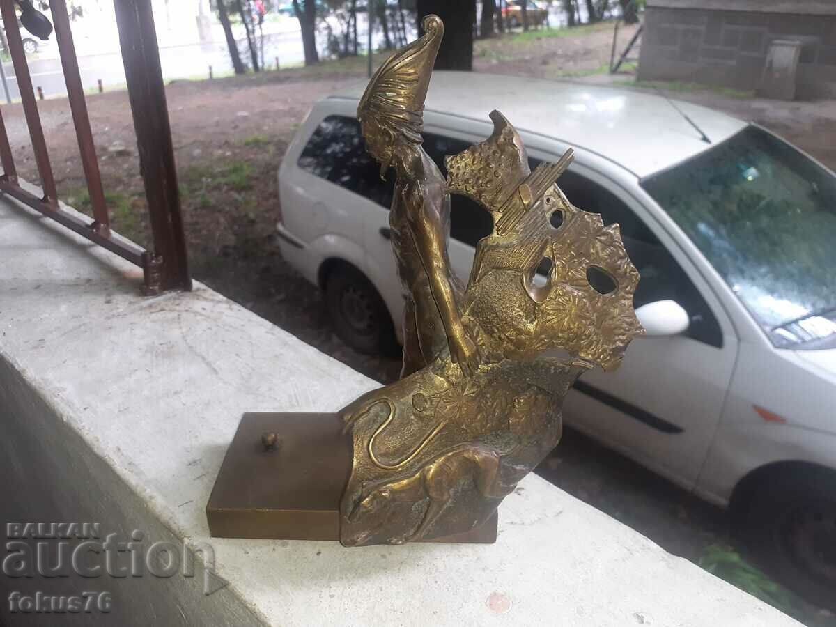 Great bronze sculpture of a warrior figure statuette bronze - 5 Great bronze sculpture of a warrior figure statuette bronze - 5