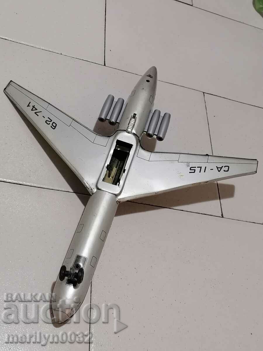 Avion de jucărie din tablă pentru copii Il-62 anii 70 NRB - 5