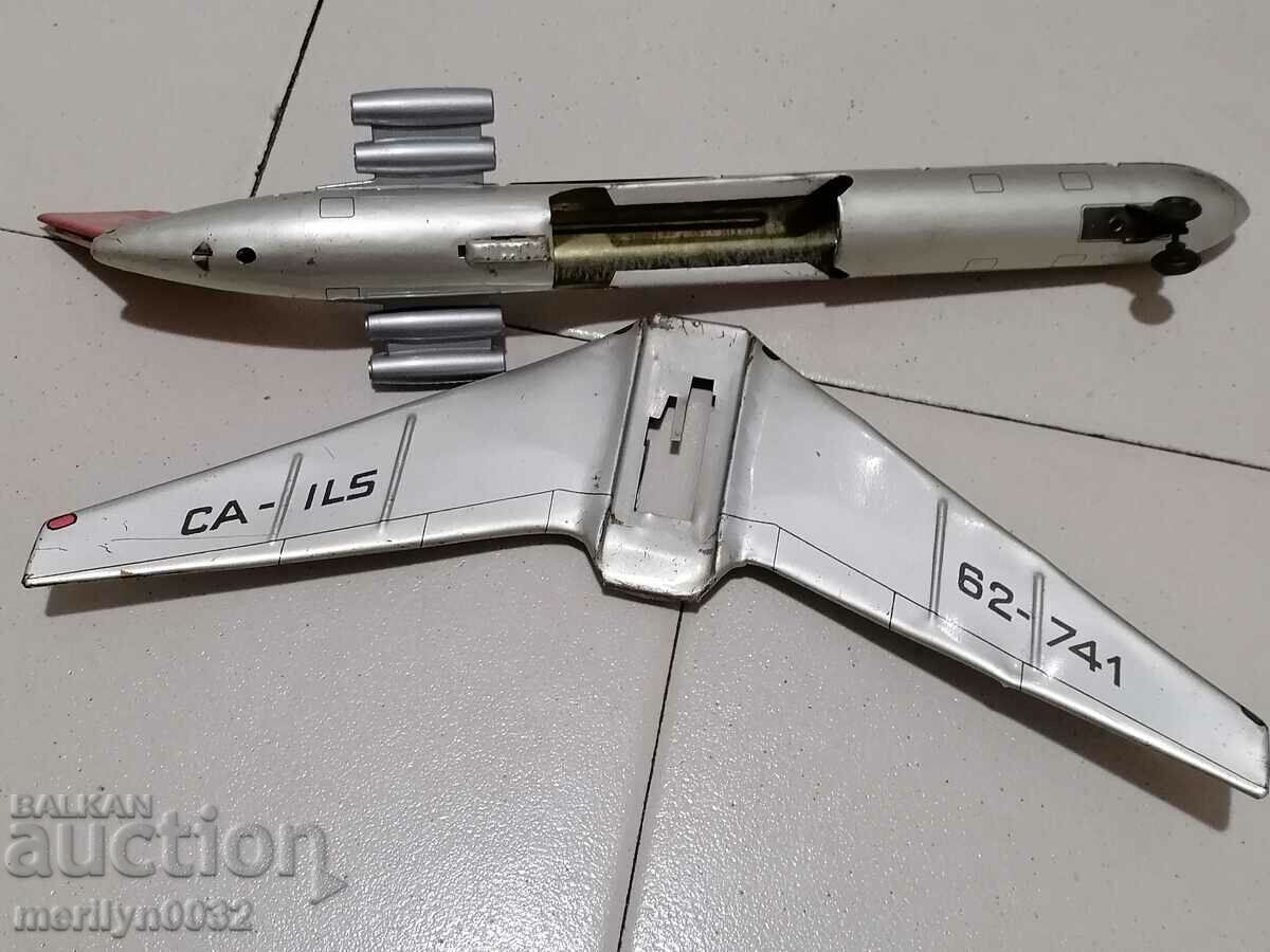 Avion de jucărie din tablă pentru copii Il-62 anii 70 NRB - 6
