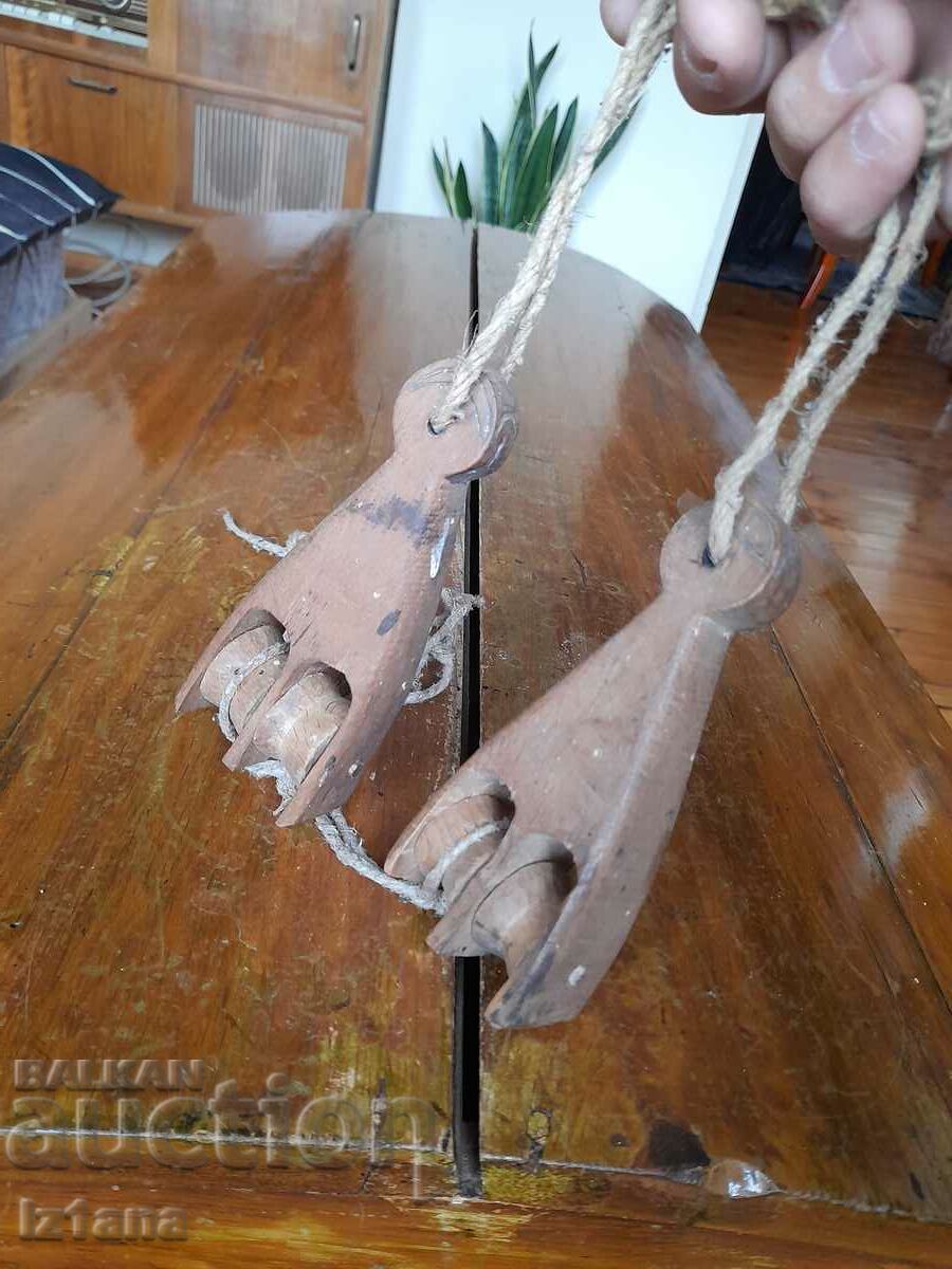 Antique Spools from Raboj, stan with price 22.00 BGN | € 11.25