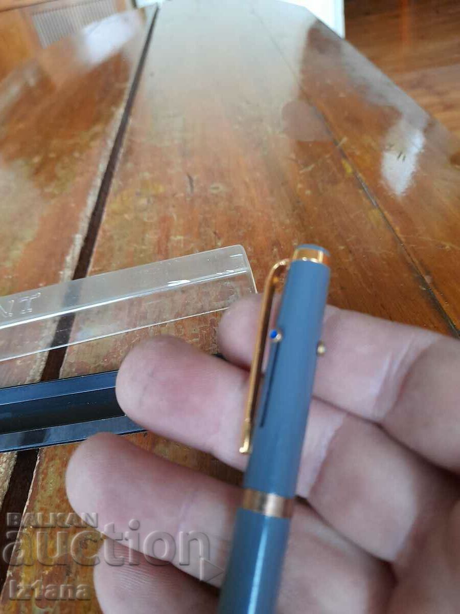 Auction  Old multicolored pen, chemical, pen