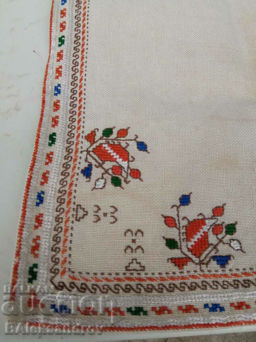 Cec cusut manual cu preț 12.00 BGN | € 6.14 Cec cusut manual cu preț 12.00 BGN | € 6.14