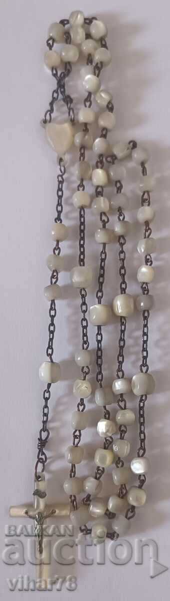 Delivery of Old rosary with mother of pearl Delivery of Old rosary with mother of pearl