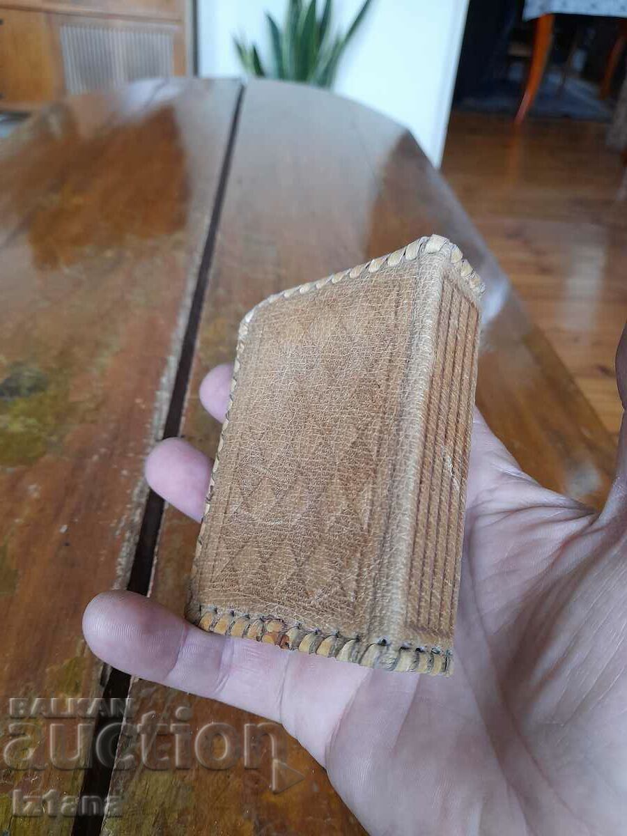 Auction  Old leather card case