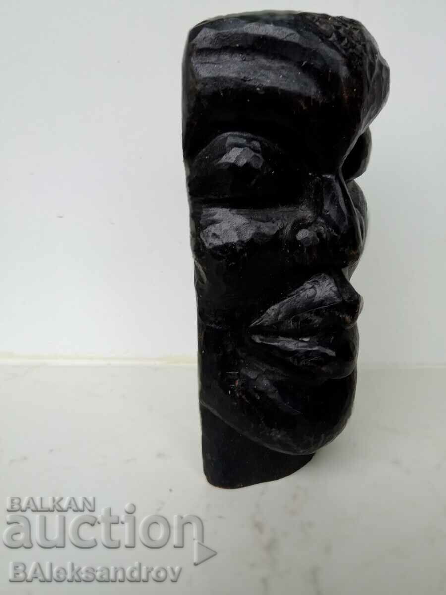 Delivery of Interesting carved figure, face Delivery of Interesting carved figure, face