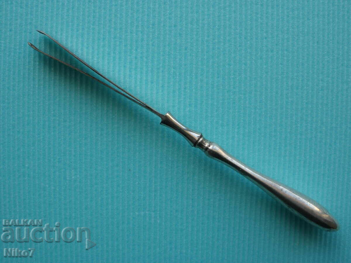 Antique tweezers with a silver handle. with price 44.99 BGN | € 23.00