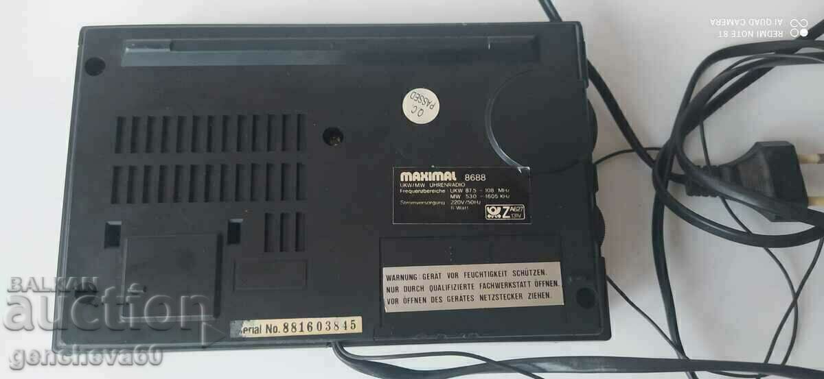 Livrarea Vechi radio cu ceas MAXIMAL 8688