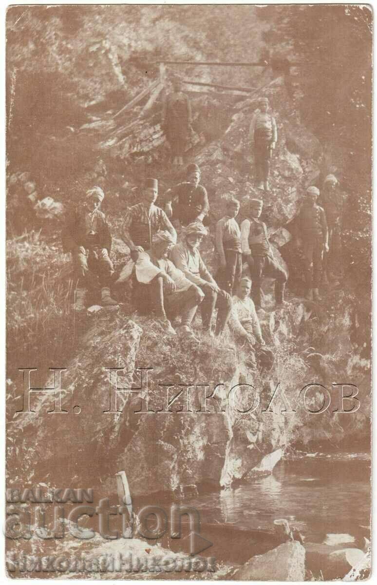 OLD PHOTO MOHAMMEDAN VILLAGERS IN THE MOUNTAIN G825